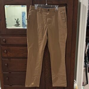 Old Navy Men's Khaki Chinos